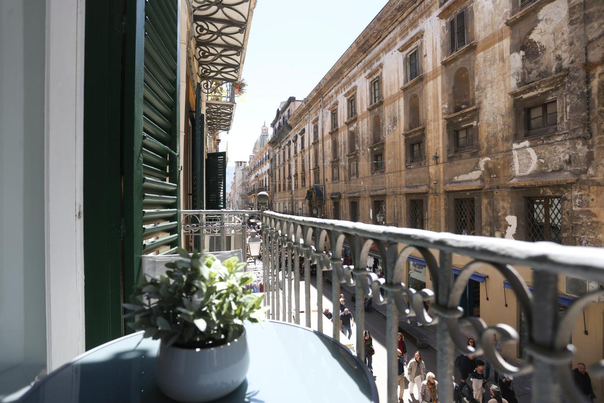 Ferienwohnung Maqueda View Palermo Exterior foto