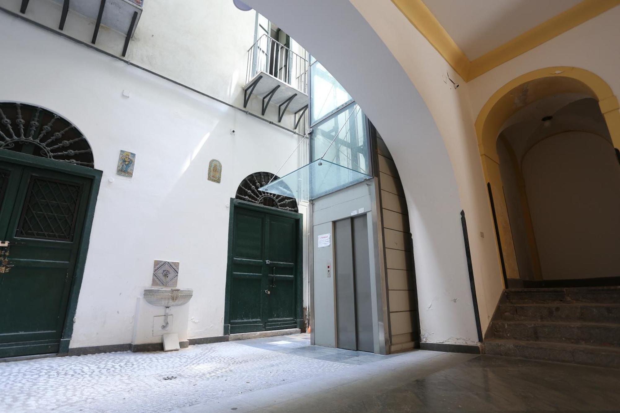 Ferienwohnung Maqueda View Palermo Exterior foto